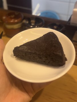 コラボスイーツ第1弾はガトーショコラ