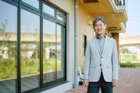 LIXILのサステナブル素材が建築の未来を切り拓く　住友林業の社宅「みどりのの庭」が目指す脱炭素社会