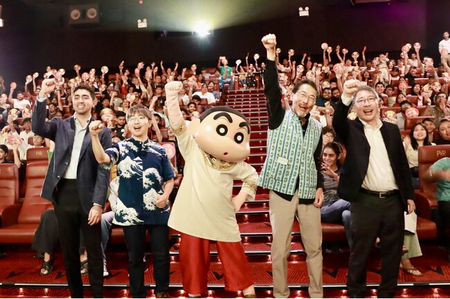 『映画クレヨンしんちゃん 超華麗！灼熱のカスカベダンサーズ』がデリーでプレミア試写会を開催!!インドのファンも大熱狂!!