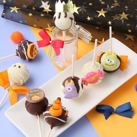 おばけの表情がユーモラスなポップケーキ