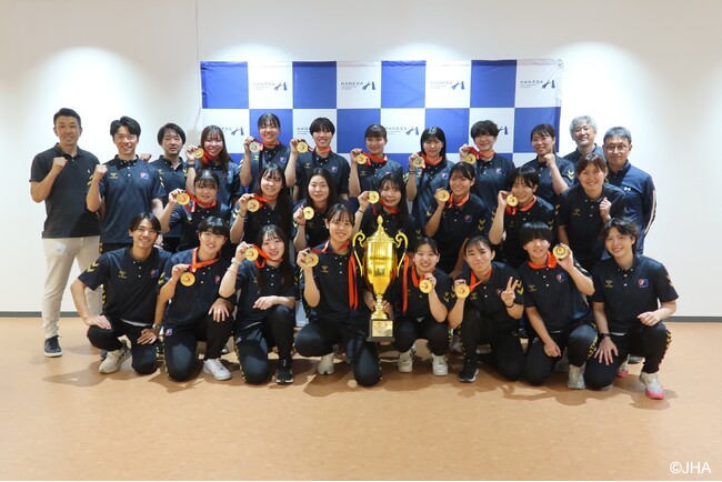 【ハンドボール】初のアジア制覇を振り返って　～女子日本代表U-20・新井翔太監督に聞く～