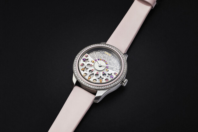 【DIOR TIMEPIECES】「ディオール グラン バル シルク」のサヴォワールフェールを紹介するビジュアルを公開