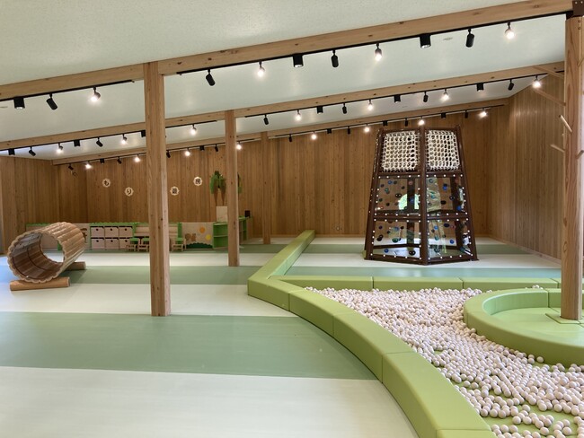 【加賀温泉郷】山代温泉に新たな観光スポット「萬松園 あいうえおの杜」が開園！