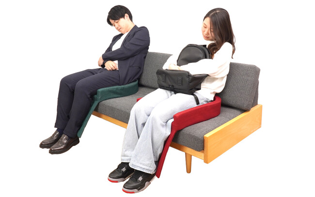 冬の電車乗車時の足元がジワ~っと暖まる、あの感覚を再現『まるで電車の座席ヒーター』を発売