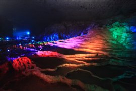 秋芳洞「光響FANTASY」 秋芳洞「光響FANTASY」