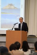 能登の復興について講演する谷内江理事 能登の復興について講演する谷内江理事