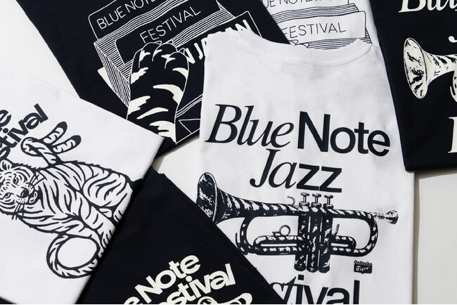 開催目前の『Blue Note JAZZ FESTIVAL in JAPAN 2025』会場限定販売となるOnitsuka Tigerとのコラボレーション＆オフィシャルグッズ、フード情報など一挙公開！