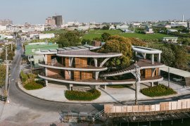 SUEP.「百佑オフィス」(2023) Photo:黄聖凱 SUEP.「百佑オフィス」(2023) Photo:黄聖凱