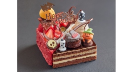 ご予約受付中｜ベリー＆オペラの豪華2層ケーキ！魔法のように2つの味がひとつに「ハロウィン・アソート」登場｜浦安ブライトンホテル東京ベイ
