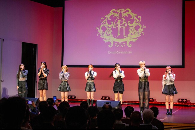 9月25日(木)飛行船シアターにて、ブシロード株主総会開催！総会後にRealRomantic、新日本プロレス 棚橋弘至選手が登壇！