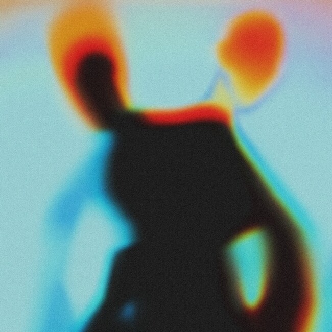 フィンランドのプロデューサーMisha&cocabonaによる共同EP『JOMO』が9月26日にリリース