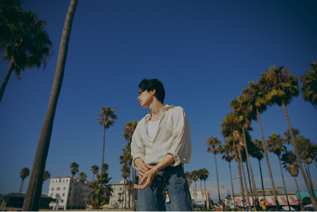 今、全世代から注目を集める俳優 本田響矢。素をたっぷり魅せる、渾身の写真集発売