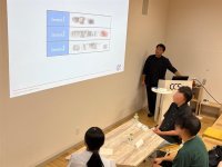 内定式で応募者378名から選ばれた13名の内定者が「施工管理体験ゲーム」を実施