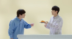 “素”のコンビ力が炸裂！ウッチャンナンチャンのアドリブ劇場が垣間見れる「ハコネーゼ」新CM公開