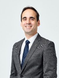 アクサ・ホールディングス・ジャパンの社長交代について