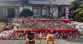 心を込めて、思い出のお人形に最後のありがとうを。「人形供養祭」が11月13日に平塚で開催、雛人形・五月人形・ぬいぐるみ・ガラスケース入りなど広く対応