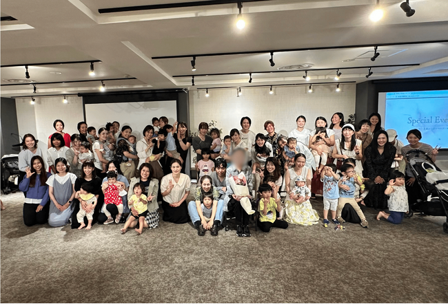 幸せな赤ちゃん育児を叶える「０歳からのママスクール(R)」、100人規模のオフ会を開催！