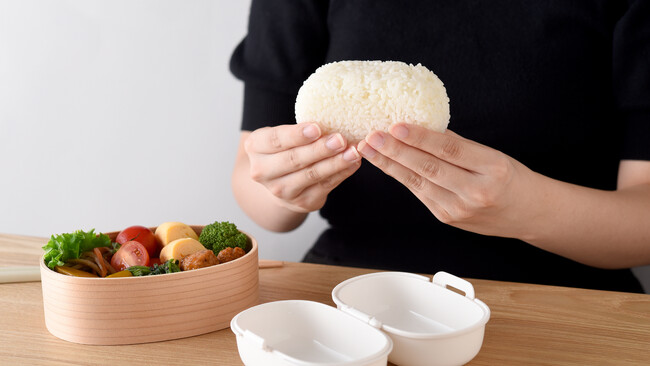 冷凍ご飯がまるで専門店のほどけるおにぎりに!