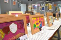 甲南大学卒業生が運営に携わるカンボジアの児童養護施設「スナーダイ・クマエ」の絵画展を開催（11月7日～9日）― 色彩豊かで個性あふれる絵が今年も神戸にやってくる
