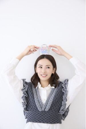ハンドメイド大好きの北川景子さんが、前号から連載をスタートした人気手芸雑誌『COTTON TIME』。11月号（10/7発売）では、北川さんが付録「リバティ・ファブリックス」の生地も特別監修！
