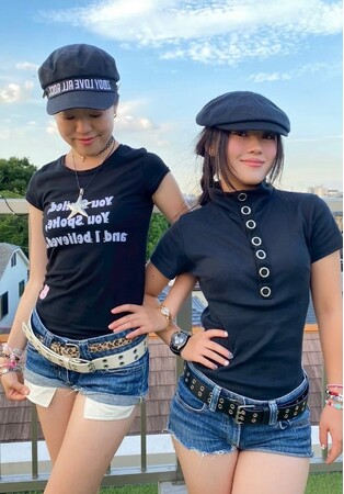 次世代を担う姉妹クリエイター・LEIA氏＆LUAN氏が「信長デイトナ」を装着
