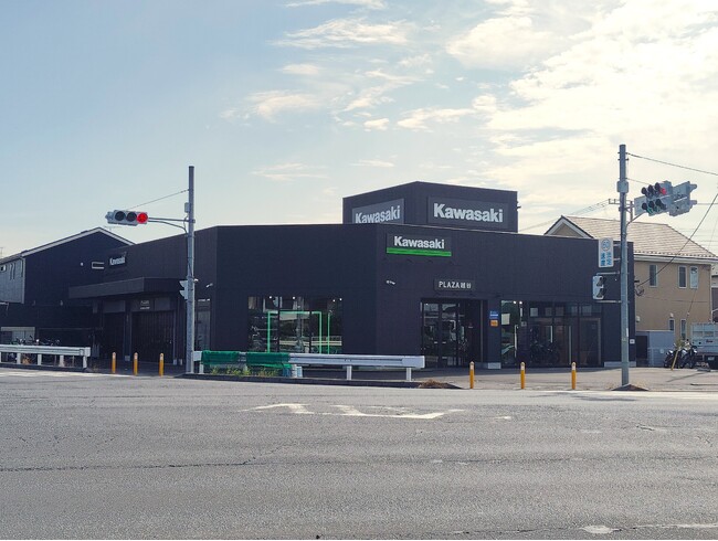 東京近郊のベッドタウンとして発展する街、越谷にある「カワサキプラザ越谷」が2025年10月4日にリニューアルオープン！