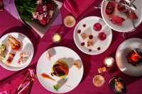 クリスマスカラーで魅せるディナーを、煌めくイルミネーションとともに楽しむ
ハイティー「Christmas Delight Night」【ウェスティンホテル仙台】