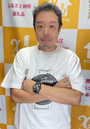 株式会社GLOBAL・DC 代表取締役社長・中村誠氏が「信長デイトナ」を装着