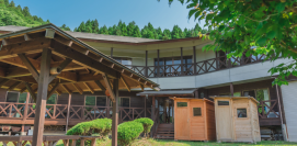 和眞嘉傳株式会社 所有する建物「山河の一雫」を合同会社まったりーまどかに譲渡