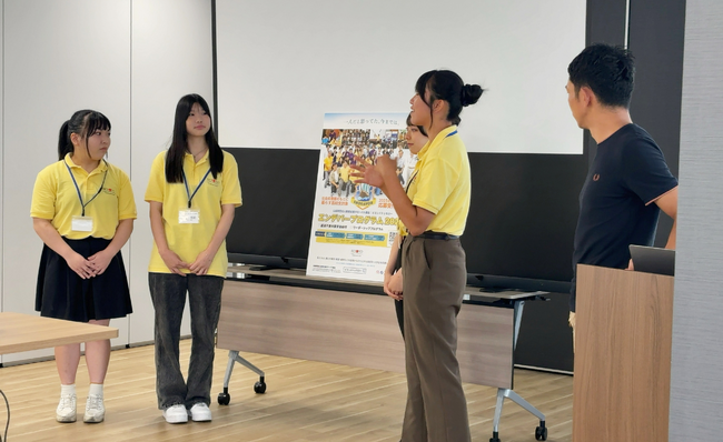 未来の扉を開く奨学生支援 キンコーズが実践型学び提供 ～ポスター制作で磨く伝える力とディレクション力～