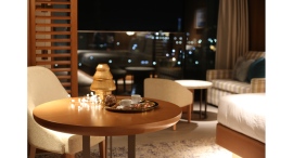 横浜の埠頭に建つホテルで過ごす特別なクリスマス「Christmas Stay with Dinner 2025」