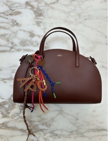 ＜A.P.C.＞ 毎年大好評のA.P.C. ワークショップ　今年はバッグチャーム作り　あなただけのユニークなカスタマイズバッグを