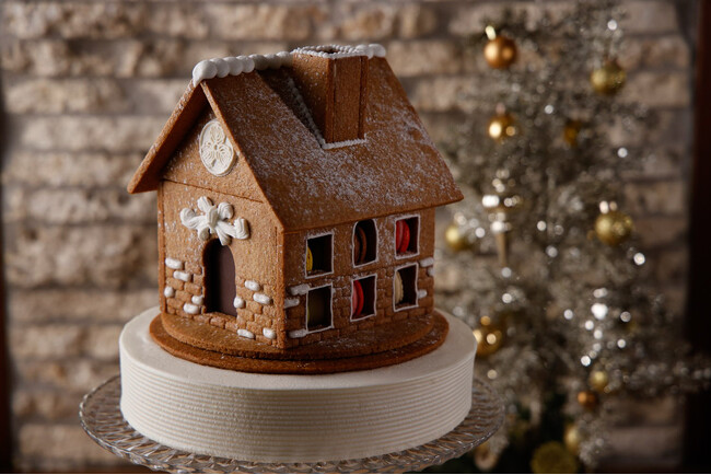 【ホテル長楽館】2025年のクリスマスケーキ3種を10月10日(金)より予約受付開始