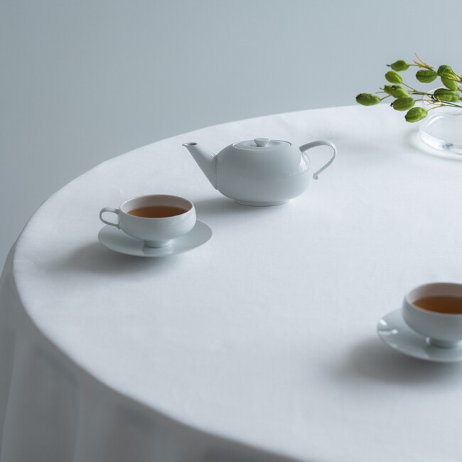 伝説のアートディレクター 渡邊かをるさんがデザインした新製品「Teapot Kaoru」と「Cup & Saucer Kaoru」を発売