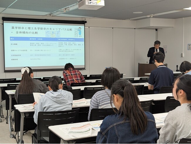 「薬剤師って何を研究するの?」 神戸学院大学薬学部が薬学の世界をわかりやすく紹介