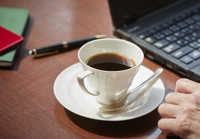 【京王プラザホテル札幌】札幌市内ホテル初・焙煎時CO2排出ゼロの「水素焙煎コーヒー」を提供開始