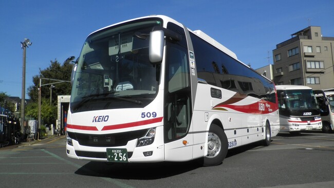 京王電鉄バスグループに「ウルトラファインバブル」温水洗浄機導入