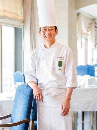 【リーガロイヤルホテル大阪】リーガロイヤルホテル大阪 総料理長 太田昌利が「フランス共和国農事功労章 オフィシエ」受章