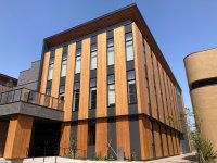 木造建築の魅力を発信する情報拠点「ポラステクノシティ」内にある
「ウッドボックス」が「令和7年度 木材利用推進コンクール」を受賞