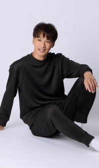健康志向の高まりから大好評のオリジナルリカバリーウエア
商品量を5倍に増やし「洋服の青山」全店展開