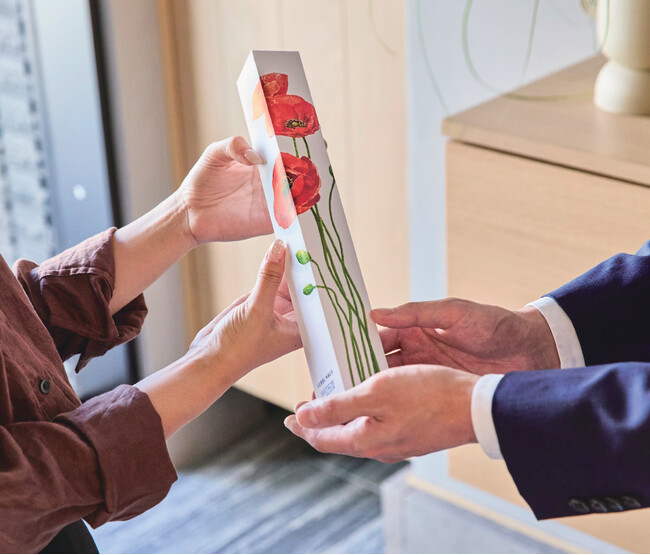 2025年度グッドデザイン賞受賞 旭化成ホームズがデザインした「HEBEL HAUS サランラップノベルティ」