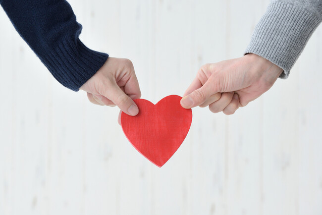 「年の差恋愛」は本当にアリ?ナシ? 464名の本音を徹底調査【結婚相談所ツヴァイ調査アンケート】