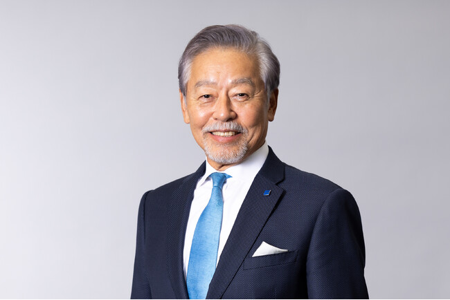 堀場製作所 代表取締役会長兼グループCEOの堀場 厚が英国より名誉大英勲章OBEを受章