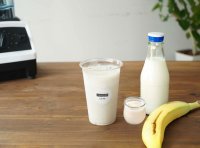 絶品バナナミルクスムージーが今だけ220円！SMPL CAFEが来店1万組突破を記念して感謝キャンペーンを開催！