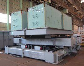 高層建築物用AMDの外観※マスは試験用を使用