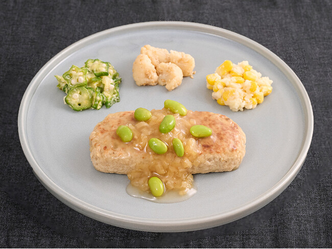 お出汁香る、ふんわり食感のお豆腐ハンバーグを使用した「お豆腐仕立ての和風ハンバーグ」が10月21日（火）に新登場