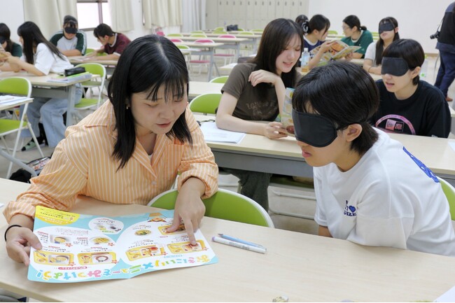 【社会貢献活動報告】「ジョイフル×別府溝部学園短期大学」企業と教育現場をつなぐ！新たな取り組みを行いました