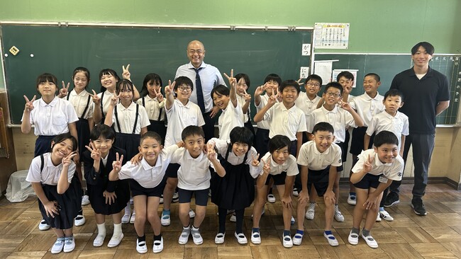 あばれる君が大阪で先生に!?特別授業で大阪湾の魅力を子どもたちに伝える！