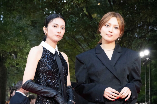 ABEMAオリジナルドラマ『スキャンダルイブ』柴咲コウ、川口春奈が10月27日（月）東京国際映画祭のレッドカーペットに登場！