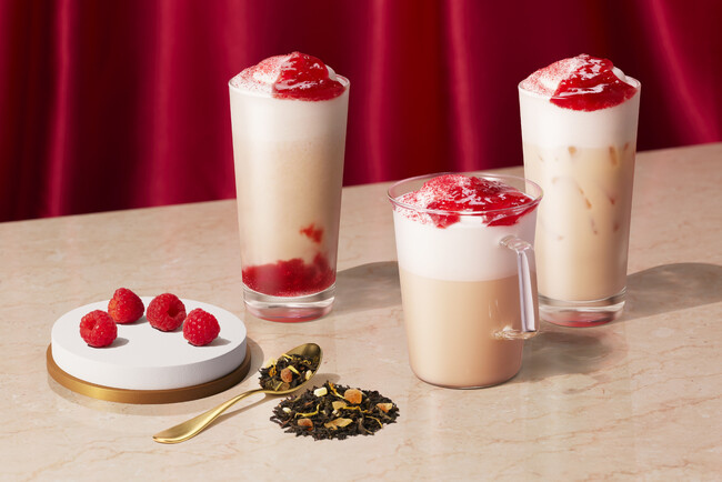 「スターバックス ティー & カフェ」のウィンターシーズン第一弾11月1日からスタート　冬の定番「ジョイフルメドレー」を主役にしたRedとWhiteのティービバレッジが順次登場